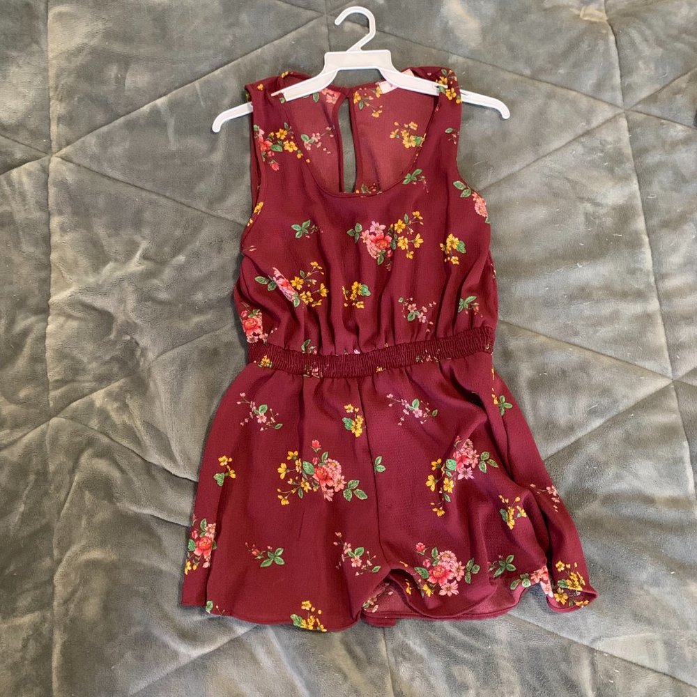 BRAND NEW - Floral Burgundy Romper - Shorts